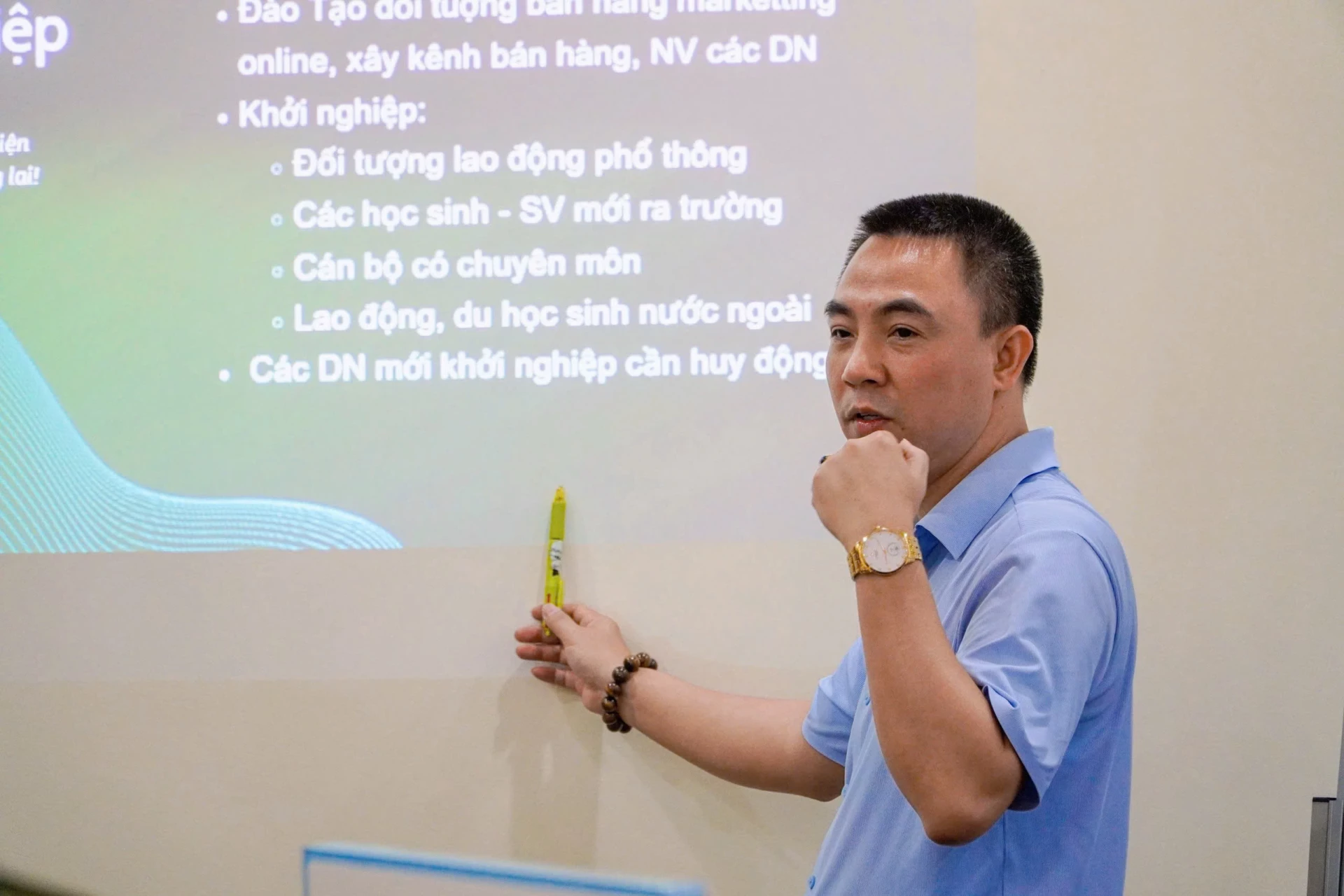 z6643912222082_63a4d5bdd325132f484ed9b012cc8611